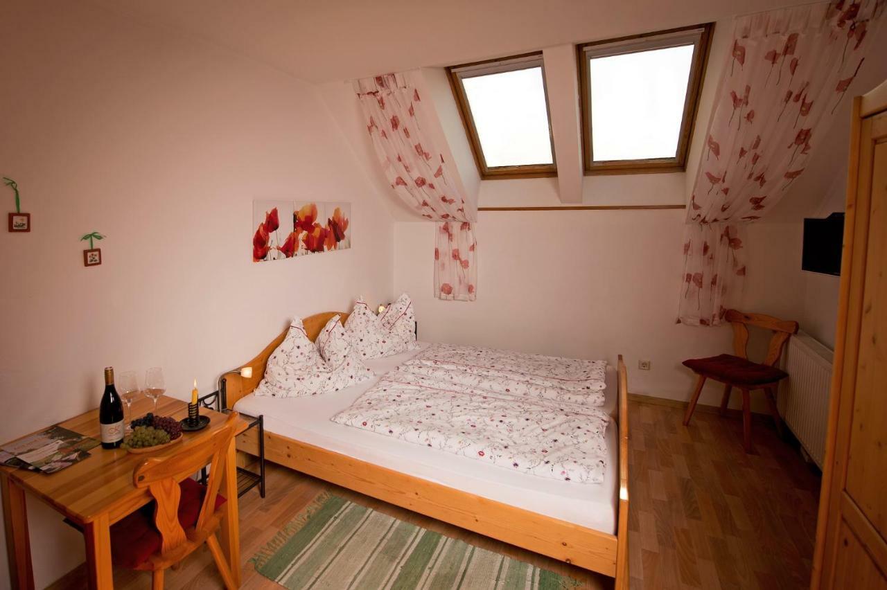 Hotel Weingut Familie Krell Mitterretzbach Exteriér fotografie